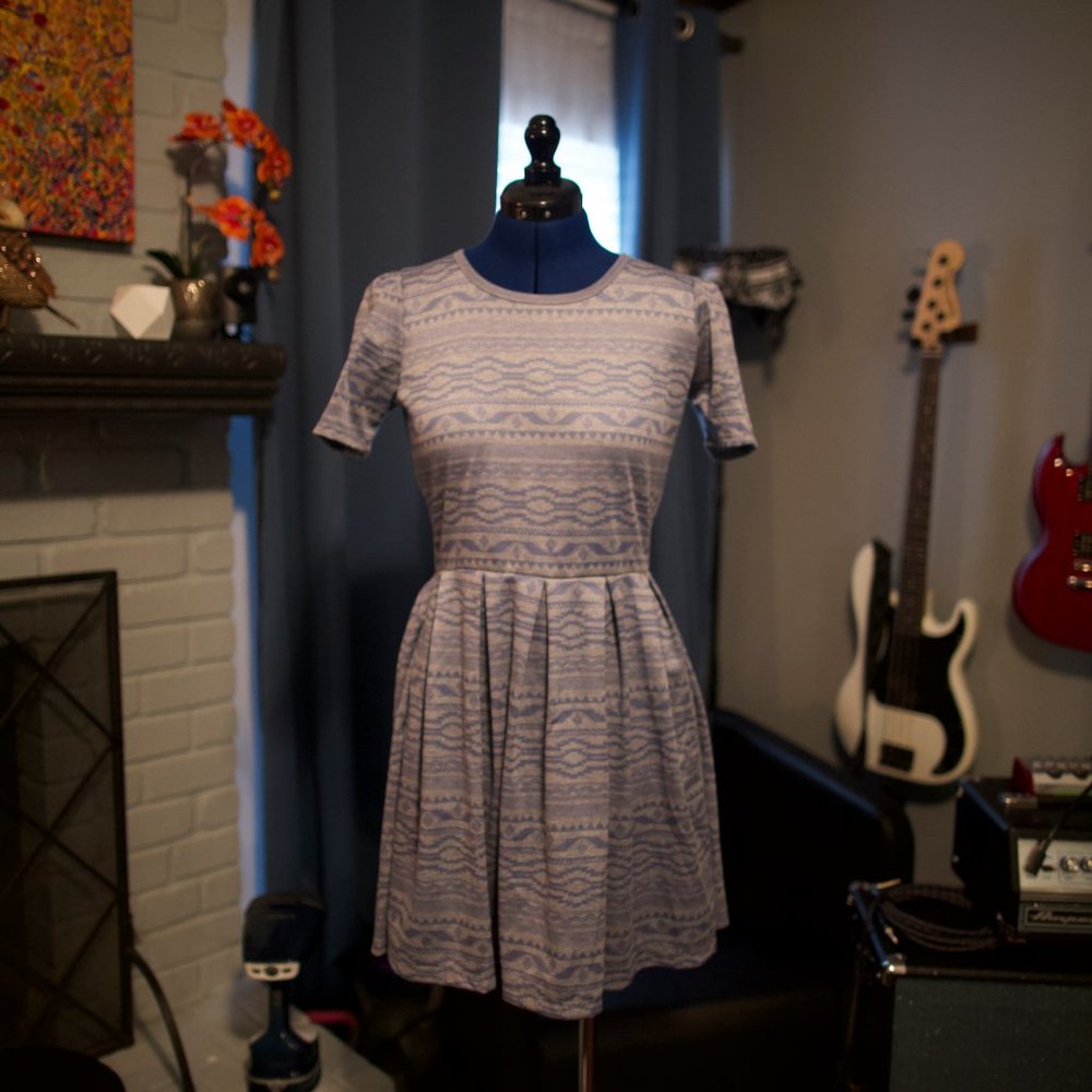 LuLaRoe Amelia Dress - Large